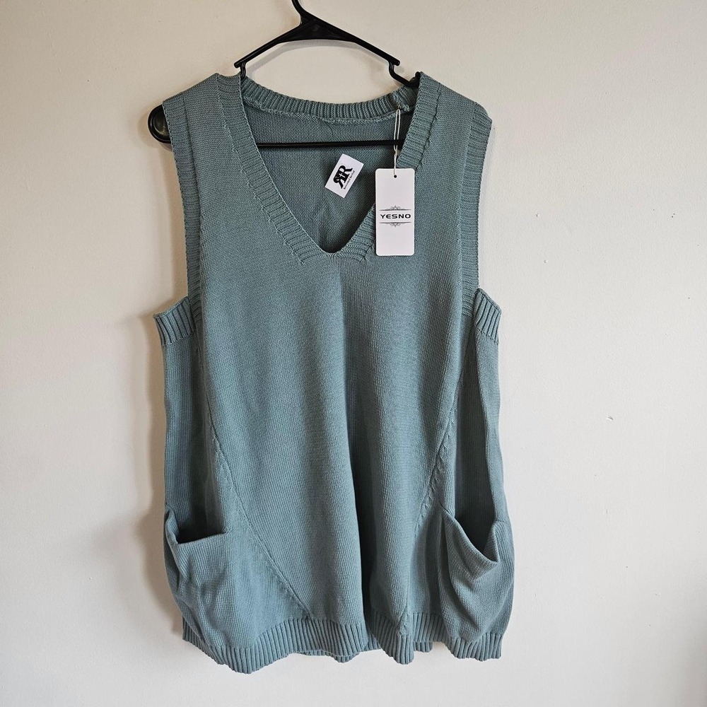 NWT YESNO Oversized Knit Sweater Vest with Pockets Sage Green